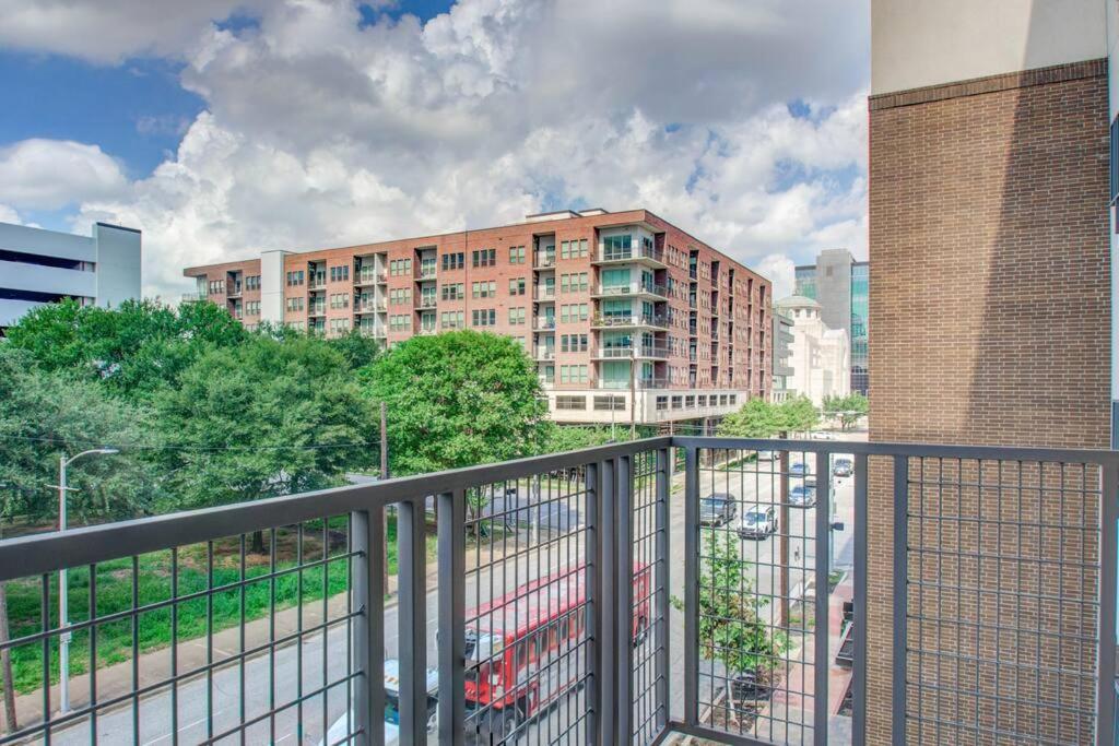 Luxury Living Downtown Houston Kingbed. Διαμέρισμα Εξωτερικό φωτογραφία
