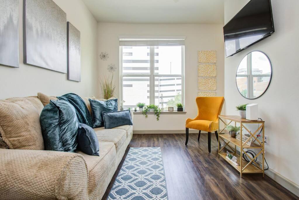 Luxury Living Downtown Houston Kingbed. Διαμέρισμα Εξωτερικό φωτογραφία